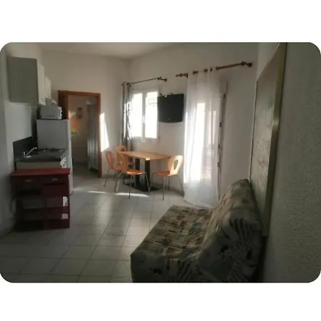 4 Personnes Pres De La Apartman *